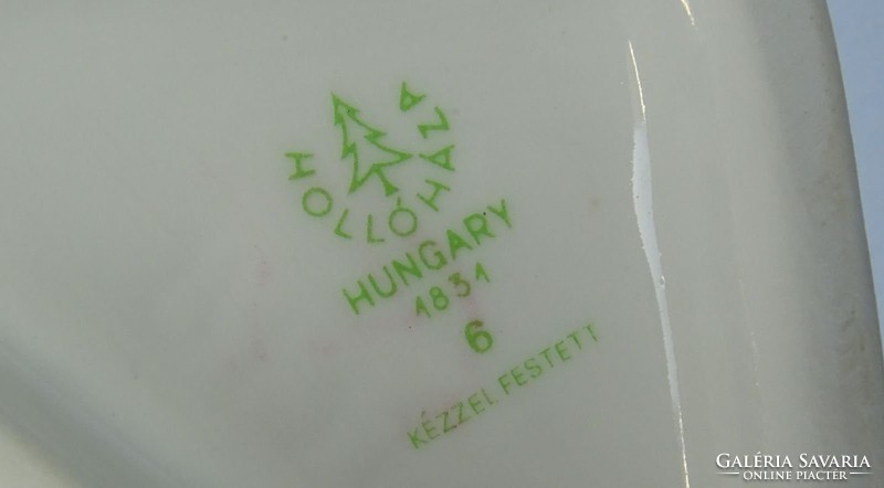 0H180 Régi hollóházi porcelán menyecske 29.5 cm