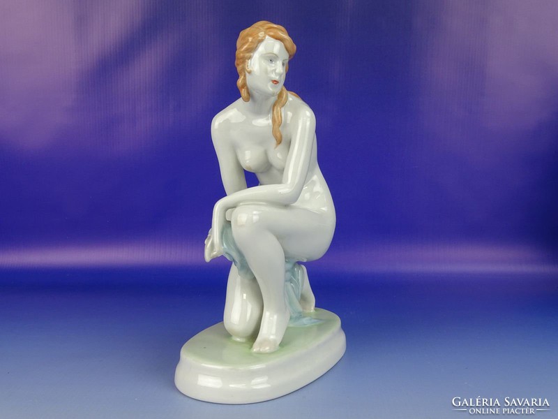 0H381 Zsolnay porcelán térdelő akt szobor
