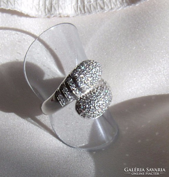 Cirkóniummal díszített ezüst kigyófej  gyűrű  (USA 8-as)