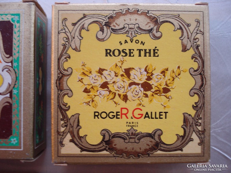 4 db ​Roger and Gallet francia szappan, díszdobozában
