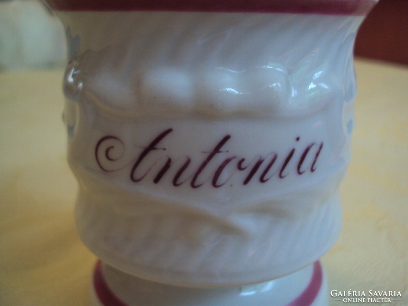 Antik "ANTONIA" felíratú,vastag porcelán bögre.
