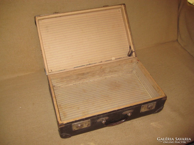 Suitcase, in good condition for its age