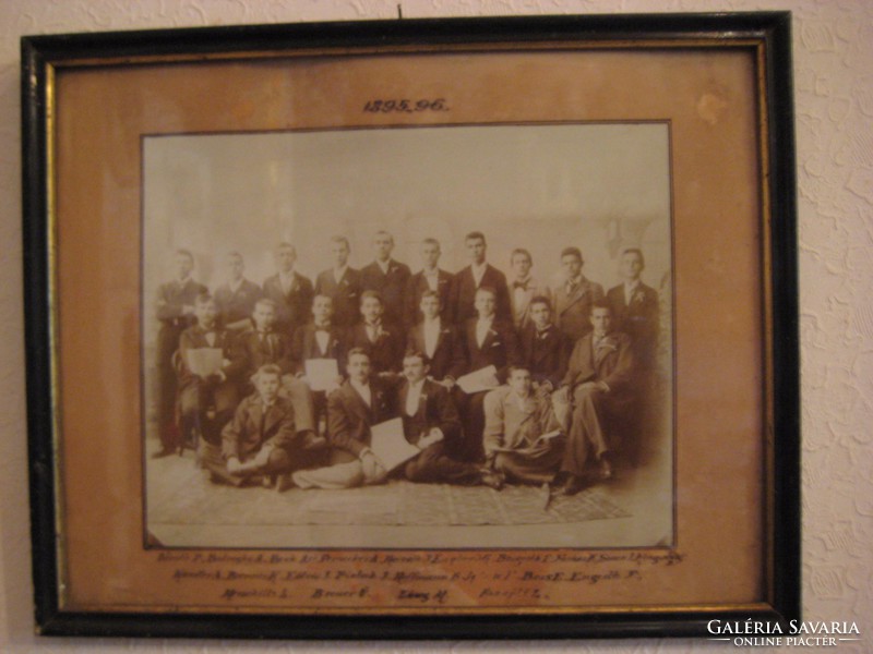 Boy's school group photo from 1895 with the names of the students, from the area around Villány...Xxxxx
