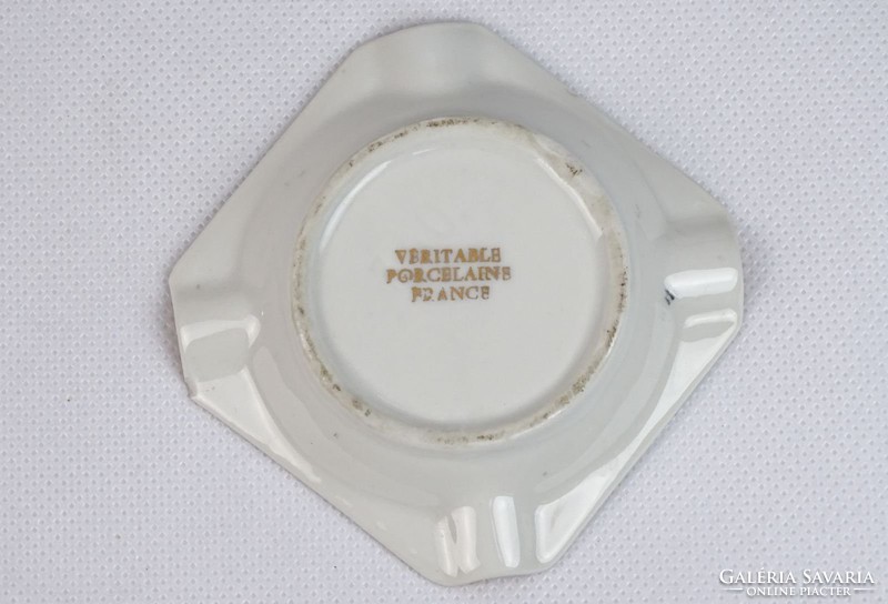 0J839 Régi jelzett Francia porcelán hamutál