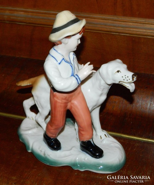 Kisfiú kutyával - jelzett porcelán szobor