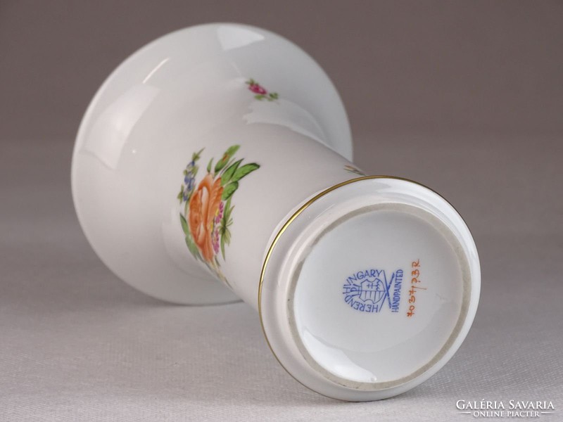 0K779 Régi virágmintás herendi porcelán váza 17 cm