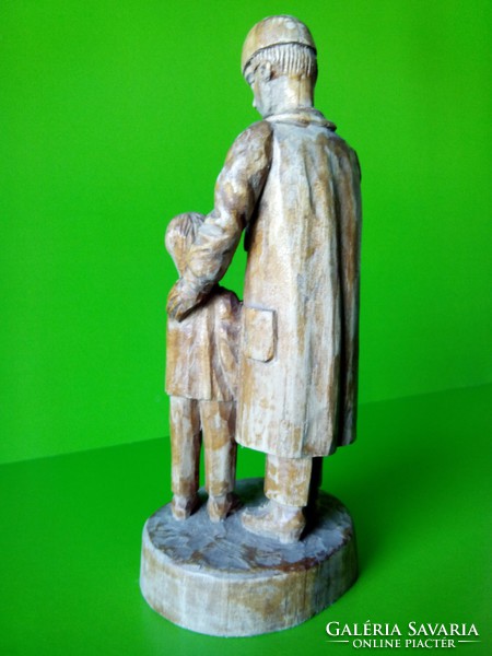 A rarity that fits into a museum !!! Ernő Kiss - a sculpture marked with a wood-carved wooden sculpture of the master of folk art