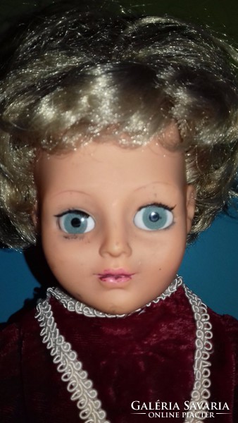 Marked palitoy doll made in England collector's piece original dress