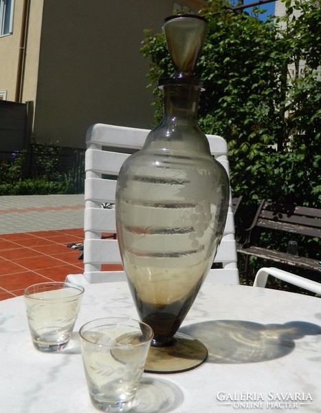 Biedermeier sziszolt butélia bortartó - kiöntő poharakkal