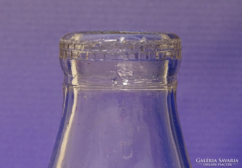 0M477 Régi feliratos tejes üveg palack 21 cm