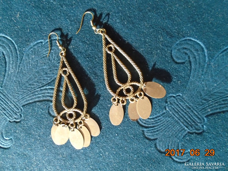 Chandelier bronzed metal earrings with 