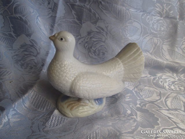 Magyar Alföldi parasztgatyás galamb porcelánból