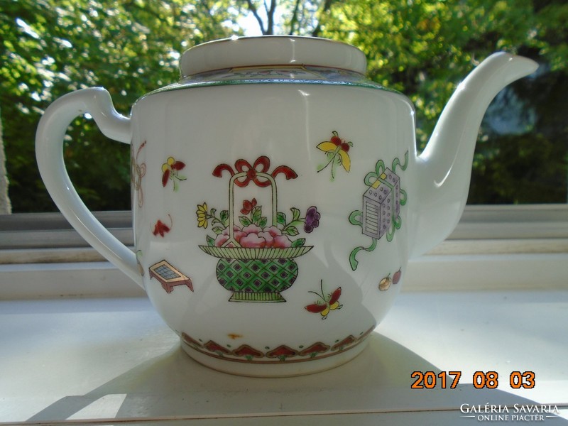 Jingdezhen hand-painted gilded butterfly, Chinese tea pouring decorated with fruit and flower patterns