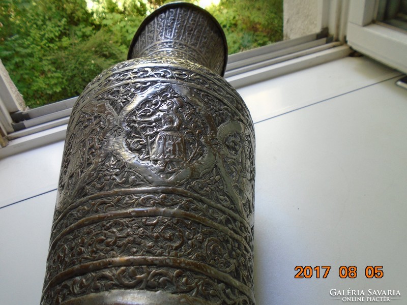 Persian Khazar dynasty monumental figural treble clef with lid 38 cm 2.7 kg