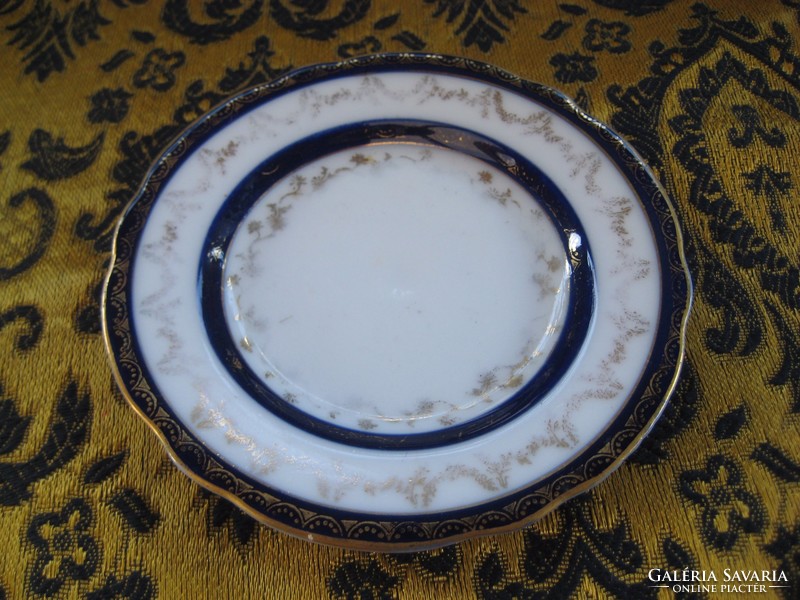 Antik tányérka 12,5  cm  jelzett