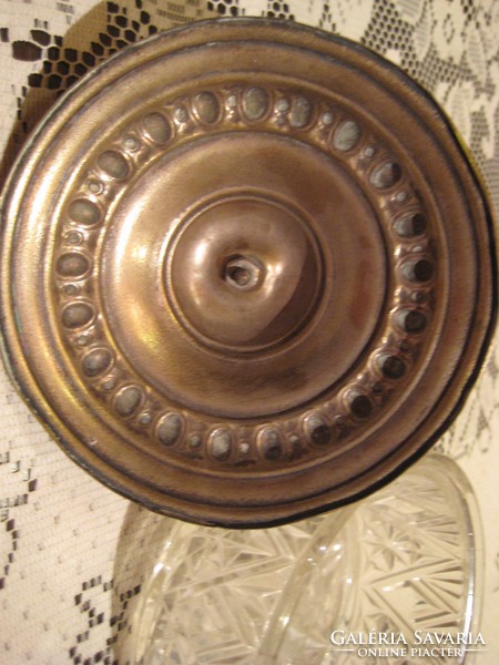 Glass holder with copper lid