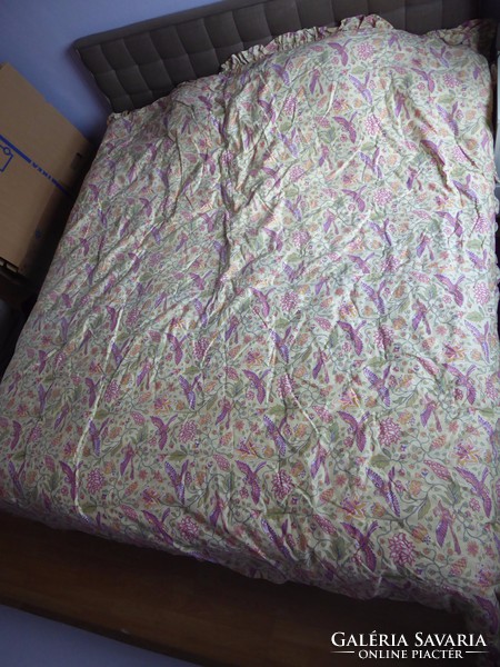 Gyönyörű szép virágmintás ágytakaró, steppelt 220*240 cm