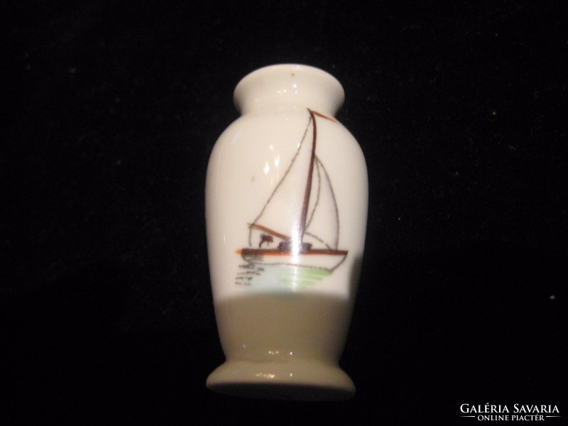 Hollóházi  porcelán  , Orfűi  emlék kis  váza  51  mm
