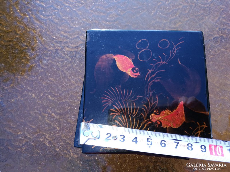 Goldfish lacquer box