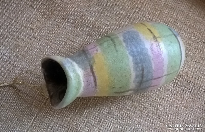 Retro falra akasztható kerámia kis váza