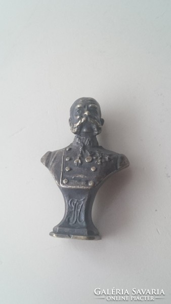 Ferencz József, bronz, kisméretű büszt, mellszobor, akár pecsétnyomónak 