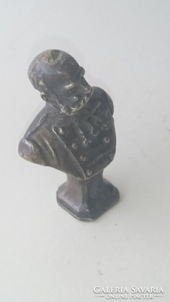 Ferencz József, bronz, kisméretű büszt, mellszobor, akár pecsétnyomónak 