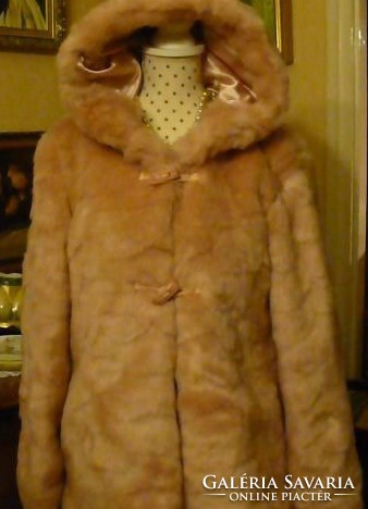 Women's hooded fur coat
