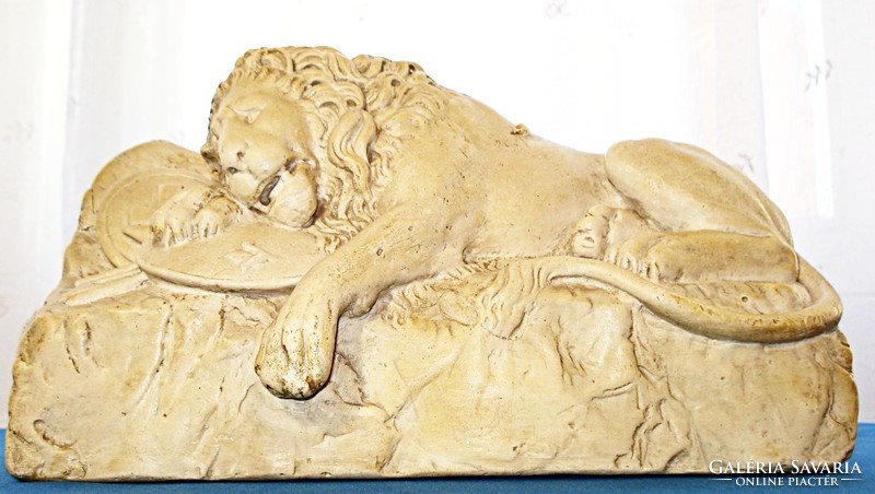 Haldokló oroszlán – a világ legszomorúbb kőszobra / Bertel Thorvaldsen/