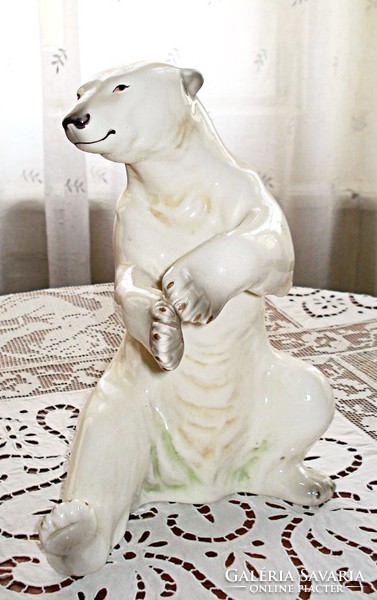 Art deco polar bear - hand painted faience (1940 granite - Kispest)