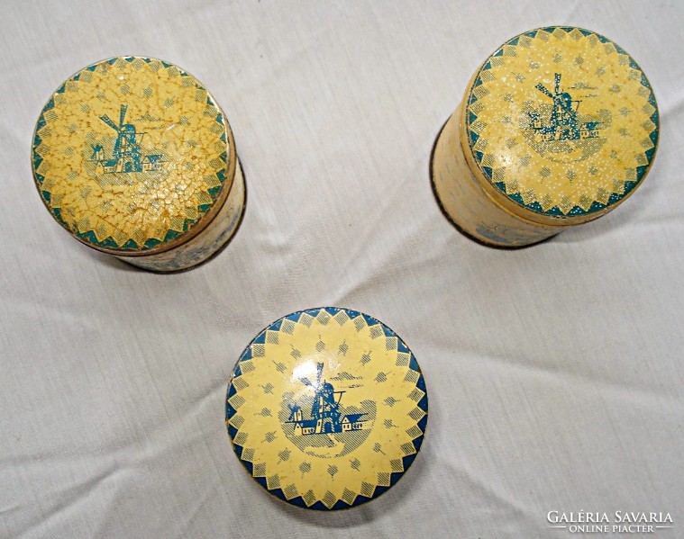 Seasoning tin cans from the 1940s (3 pieces)