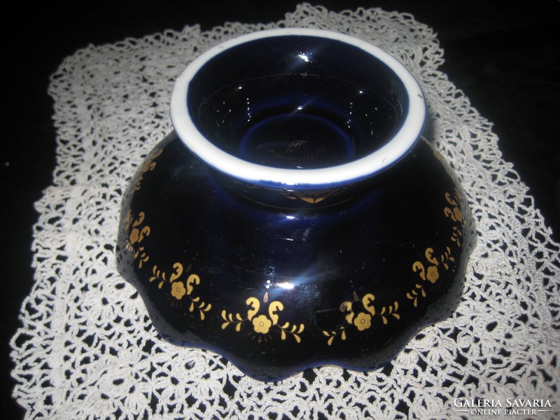 Lin Je Creation márkás , finom , kobalt porcelán , 24 karátos arannyal festve ,15 x 6,5 cm