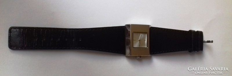 Next women's wristwatch 3.5 X 3 cm. XX