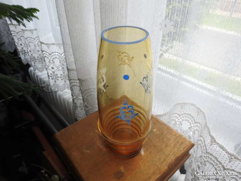 Sárga vintage üvegváza, kézzel festett érdekes virágmintával: 21 cm