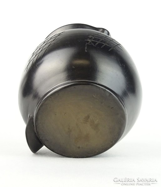 0R565 Régi feketecserép füles váza 11.5 cm