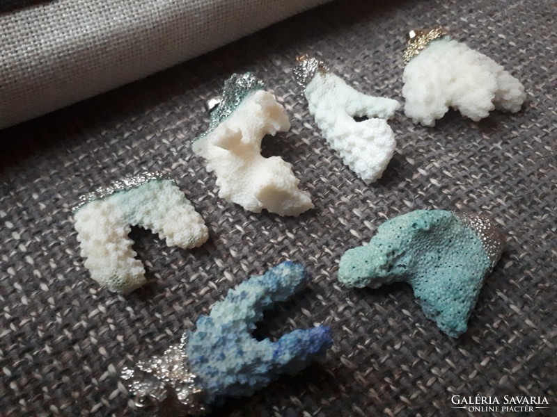 Rarity! Real coral pendants