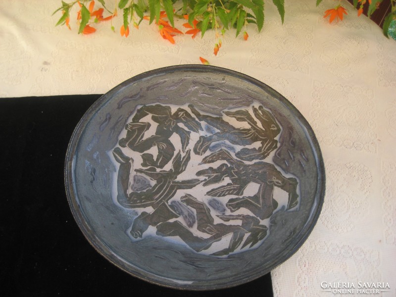 Retró nagyméretű 33 cm fali tányér modern ,  krokodil  decor   , jelzett  MS