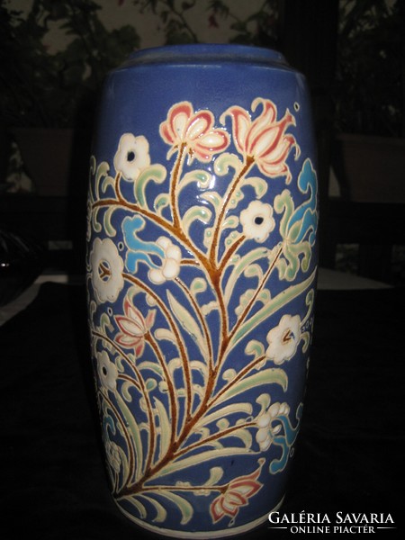 Pirogranit  , kerámia  váza ,  14 x 31 cm  szép állapot