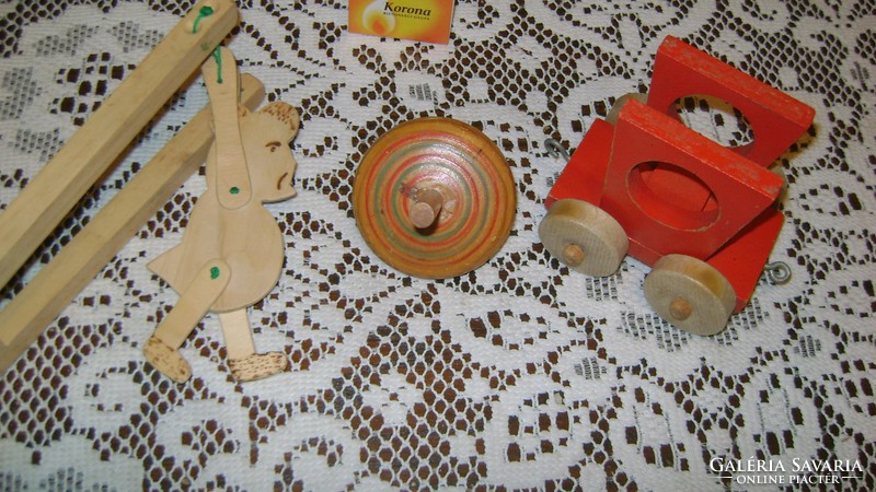 Retro fa játék - forgó maci, pörgettyű, autó - három darab együtt