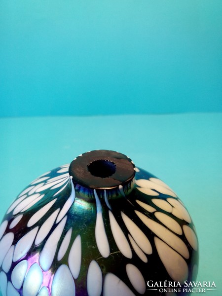 Iridescent glass without spherical vase or oil lamp wick
