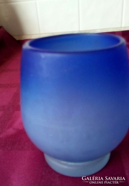 Opal glass cup, color gradient