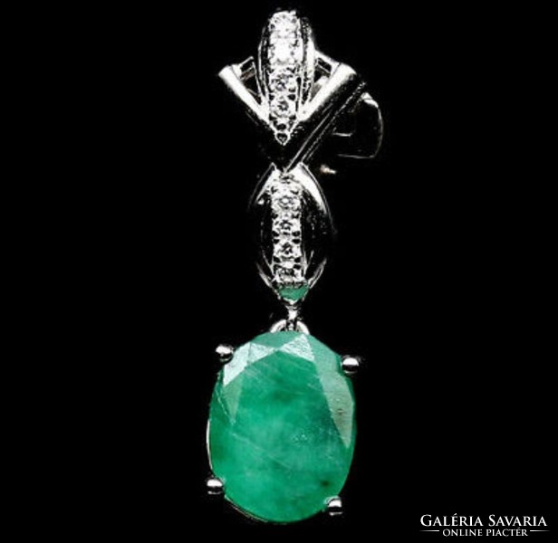 Silver pendant with emerald stones. Original!!!