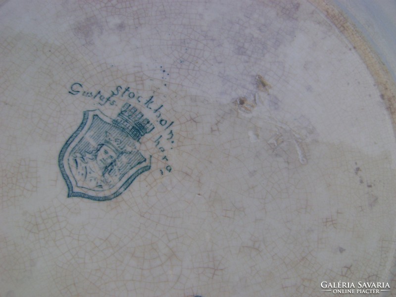 CCA 1810-1848 böl származó majolika tányérok  2 db nagyméretű külömböző király pecsétel