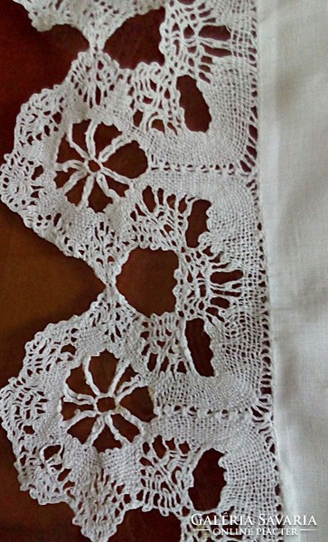 Fine linen tablecloth decorated with ribbon crochet, 27 x 27 cm