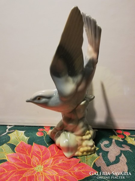 Nagyobb méretű spanyol porcelán  - Casades - madár