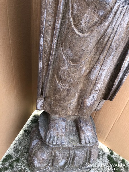 Vaskő buddha szobor