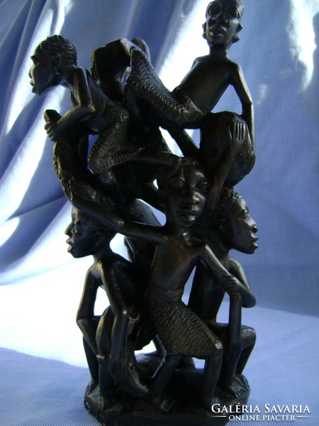 Antik valódi vasfából készült 7 figurás ébenfa szobor csoport 