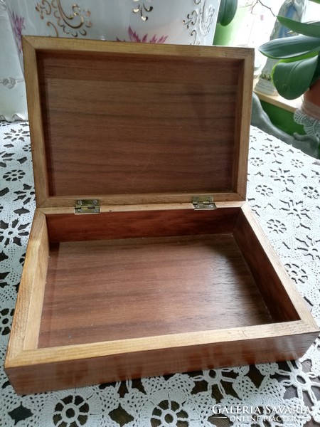Wooden inlaid pink card box