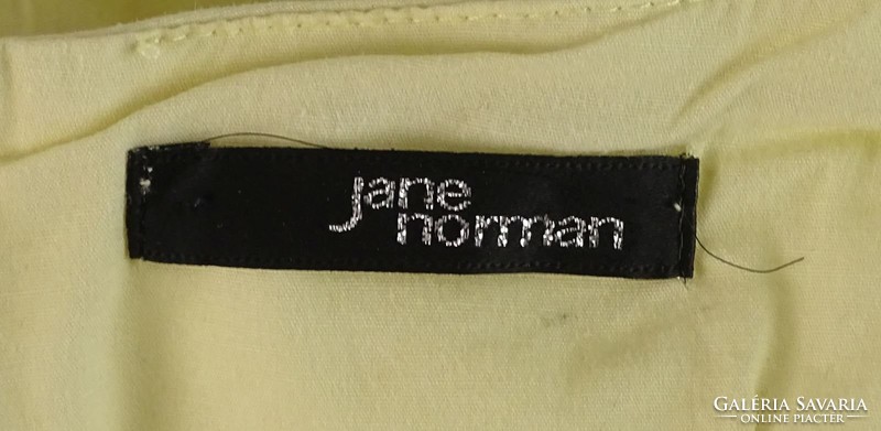 0V698 Sárga hímzett Jane Norman női top