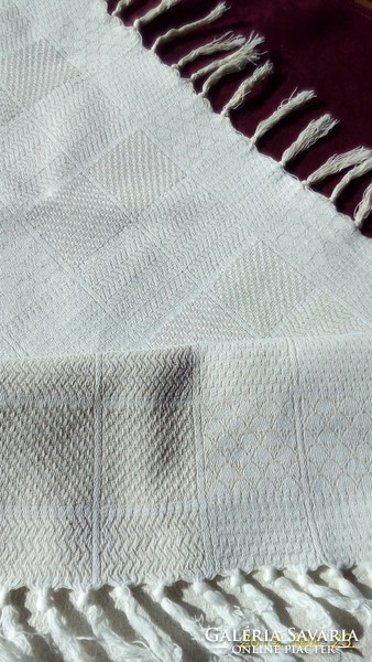 Woven patterned cotton tablecloth, 77 x 77 cm