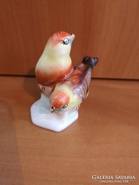 The pair of ceramic birds in Bodrogkeresztúr is flawless